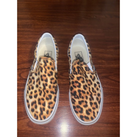 Vans Shoes - Used Vans Classic Slip-On shoes in leopard print sz 8 1/2 W 7 M